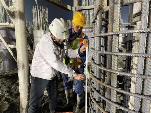 元旦不停工，施工現(xiàn)場熱火朝天